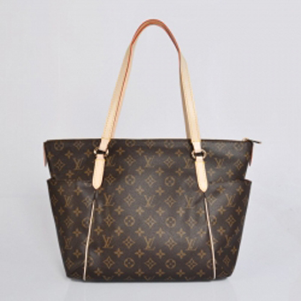 LOUIS VUITTON ルイヴィトン モノグラム コピー M56690 ショルダーバッグ トータリー